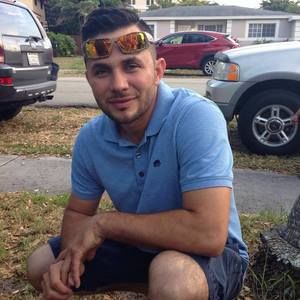 Meet your Posher, Dani